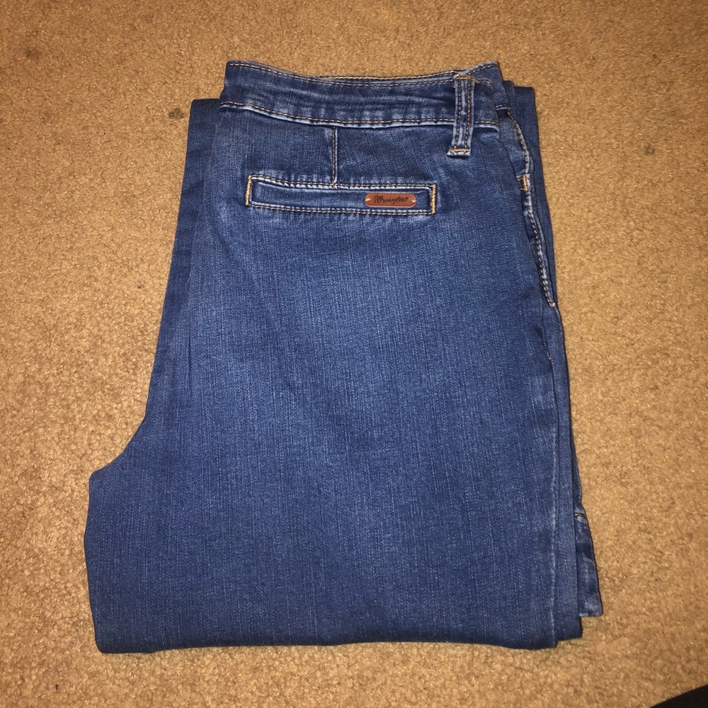 Wrangler wide leg trousers